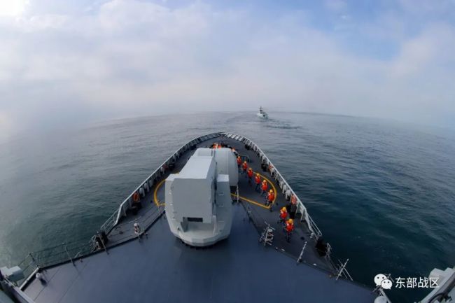 东部战区多型舰艇亮剑东海 开展多科目实战化训练