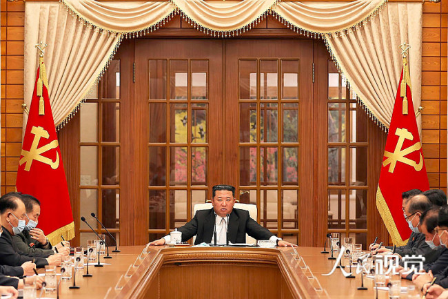 5月12日，朝鲜劳动党召开政治局会议