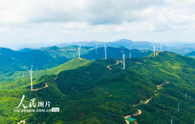 江西定南：风力发电助节能减排
