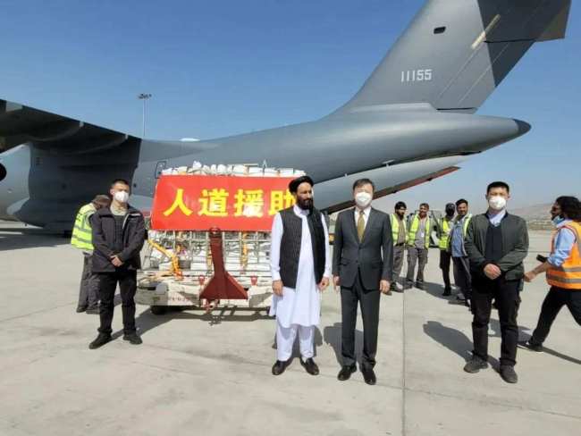 中国空军运-20飞抵阿富汗，救灾！