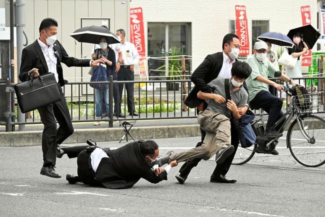 日本警方披露安倍被枪杀事件最新调查情况