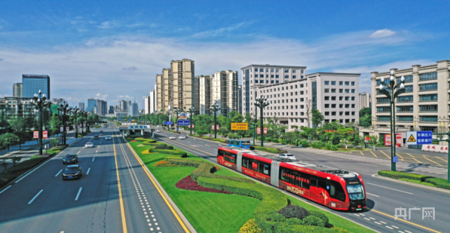【大时代】宜宾：“长江首城”筑牢上游生态屏障 “双轮驱动”抢跑绿色低碳赛道