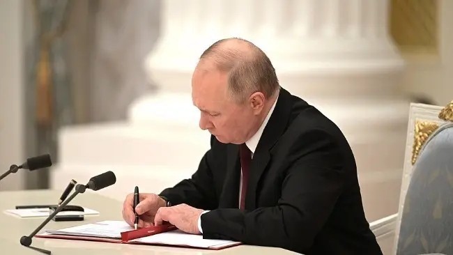 普京签署动员相关法律，不响应征兵者最高监禁10年