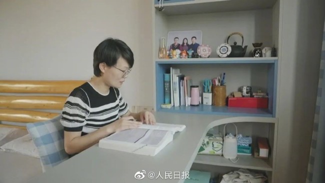 妈妈浙大读博成儿子学妹