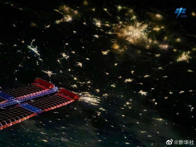 中国航天员首次在太空欢度国庆