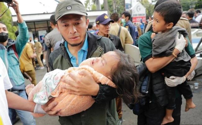 印尼爪哇岛5.6级地震已致46死700伤