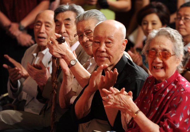北京人艺著名表演艺术家 西游记太上老君扮演者郑榕去世