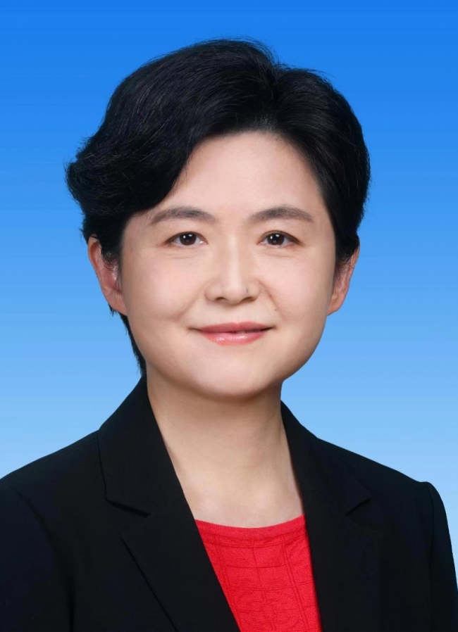 7名新任女副省长亮相,巾帼不让须眉，有无党派人士、博士等