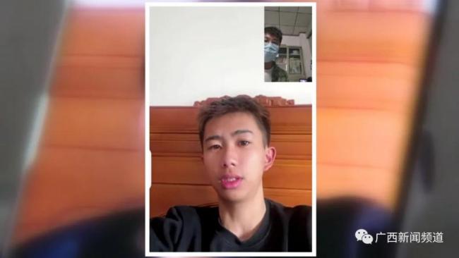 “你还活着吗？”女子被蛇咬伤，骑手咆哮鼓励一路狂飙送药！中二又热血