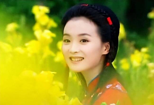 赵丽颖早期穆念慈定妆照曝光 这些角色出场5分钟却让人念念不忘
