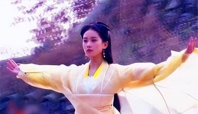 赵丽颖早期穆念慈定妆照曝光 这些角色出场5分钟却让人念念不忘