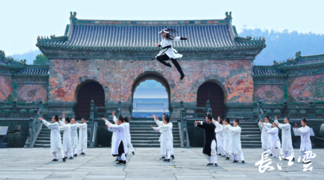 女子习武20年成非遗传人 让年轻人更了解武术