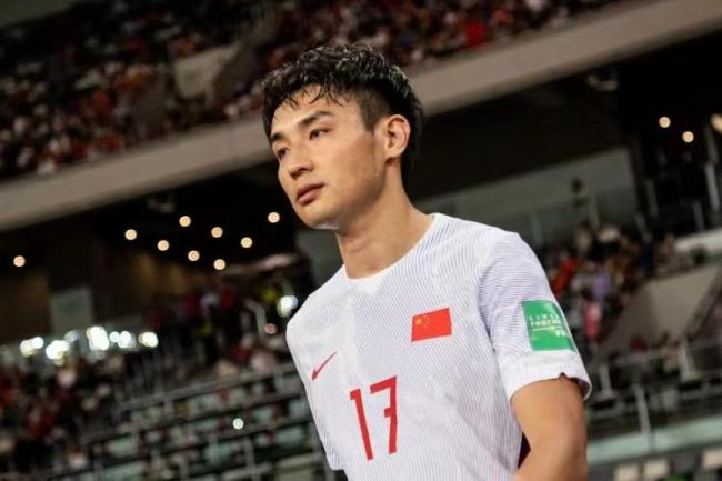  国足部分球员请假 扬科维奇上任就猝不及防 