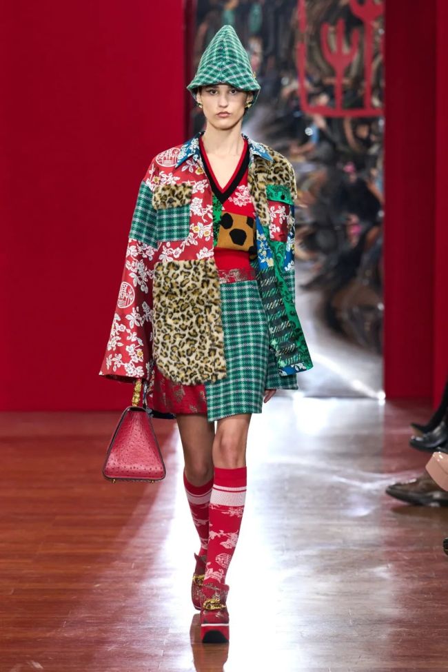 陆仙人是模特界和时尚界的传奇人物,短短三年时间