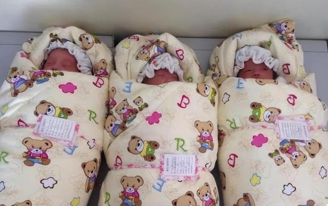 三胎开放效果不理想，代表提出免费教育建议，关键在养不起