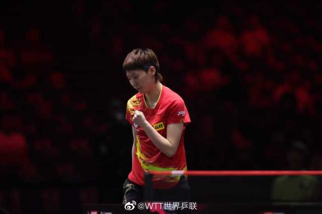 王曼昱击败木原美悠：晋级16强