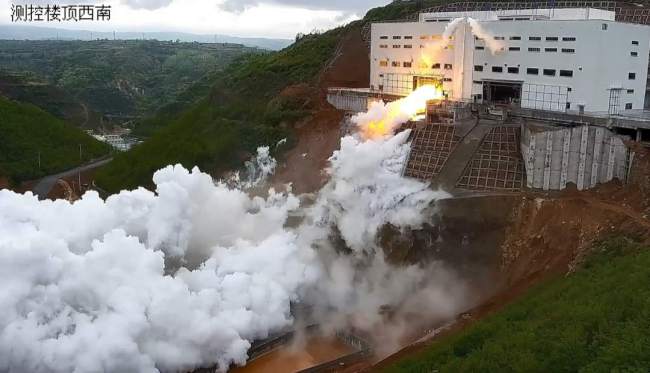 亚洲最大推力液体火箭发动机试验台考台试车成功