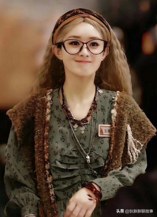 赵丽颖辟谣和谢娜不和：游戏环节而已，两人感情好的很