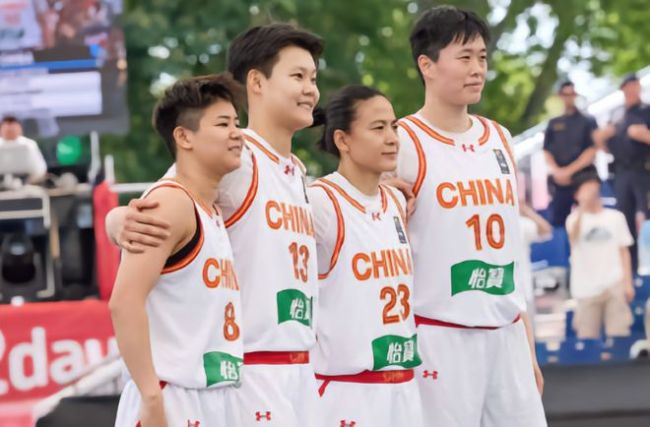 中国三人女篮遭误判 被莫须有绝杀丢奖牌放弃申诉