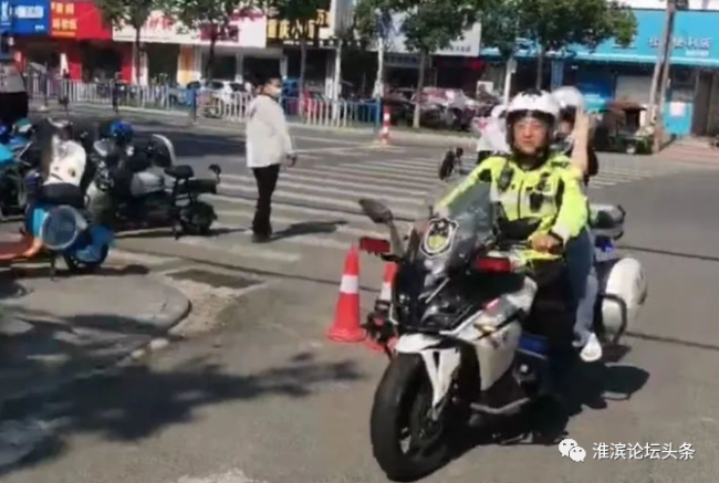 贵阳一考生跑错考场致无法进场：迟到一小时