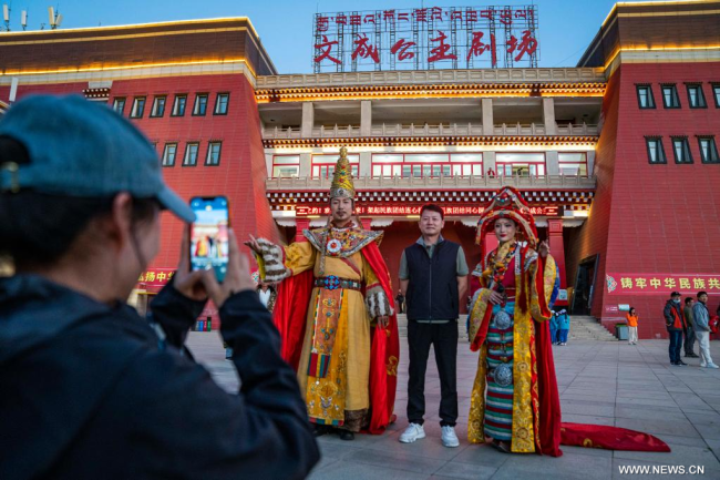 记者随笔：是什么，让我们向往西藏？
