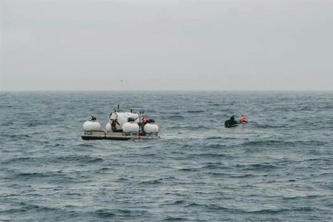失联潜艇搜救:水下传来不明敲击声 每30分钟一次 游客或有生还可能