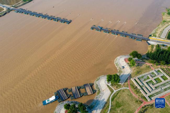 山东：黄河调水调沙 拆除浮桥迎汛