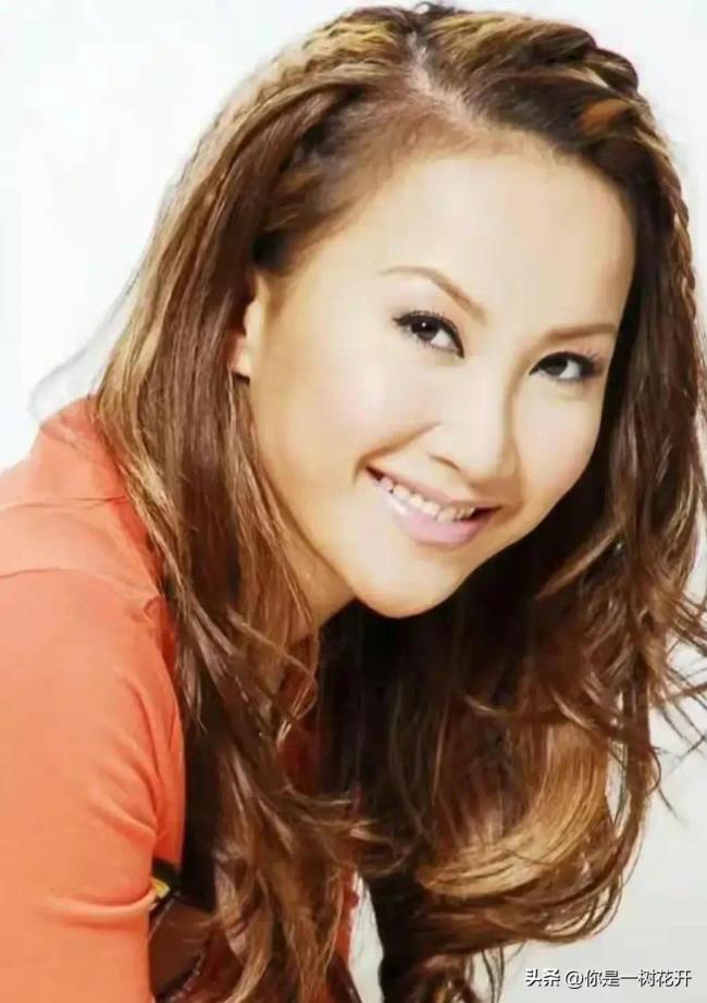 越了解李玟越让人心疼！家庭问题和婚姻变故困扰一生