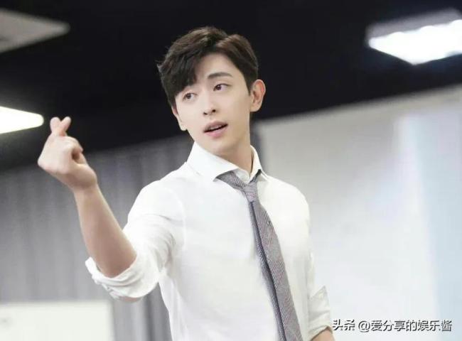 惊天大瓜!邓伦被曝涉嫌偷漏税被品牌方申请强制执行174万元