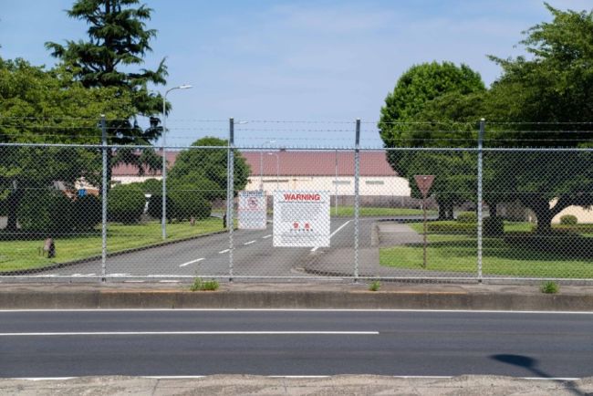 围绕驻日美军基地周边检出有害物质问题，日本拟扩大居民血检规模
