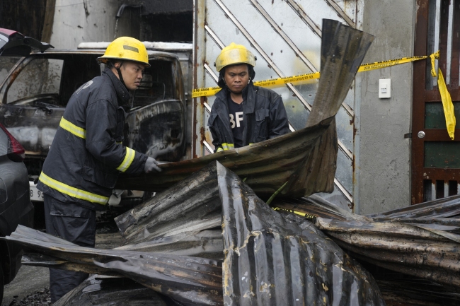 菲律宾一民居失火致15死，遇难者包括店铺主家庭成员和员工