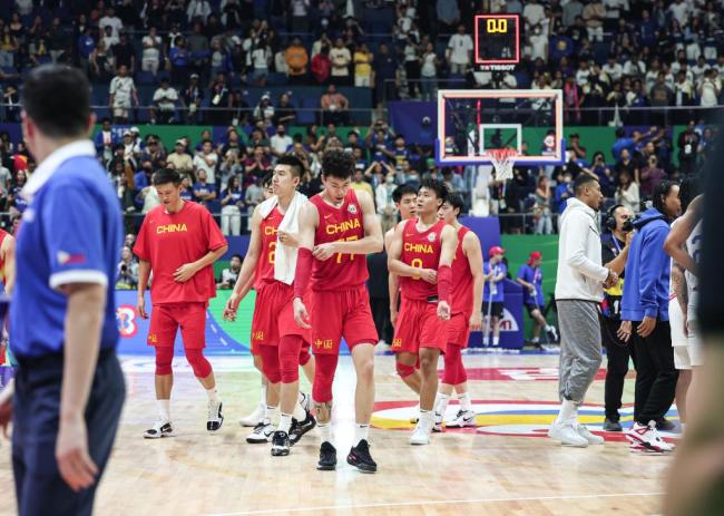中国男篮不敌菲律宾无缘直通奥运，菲律宾此前4场比赛中全部告负