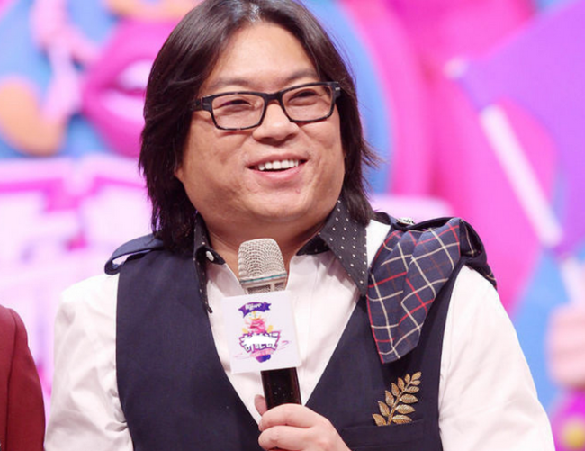 高晓松晒近照暴瘦 53岁了还嘟嘴卖萌网友直呼不敢认