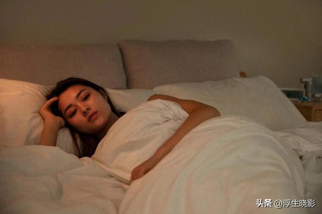 颠覆认知！专家称人类每晚睡7h就够