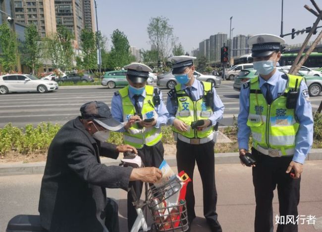 不查车不罚款，电动车、三轮车、低速四轮车上路迎来便民管理：放宽路权、免费上牌