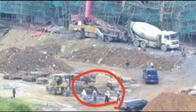 突发！广东韶关一在建楼盘坍塌 当地回应：伤者已被送医 事故原因调查中