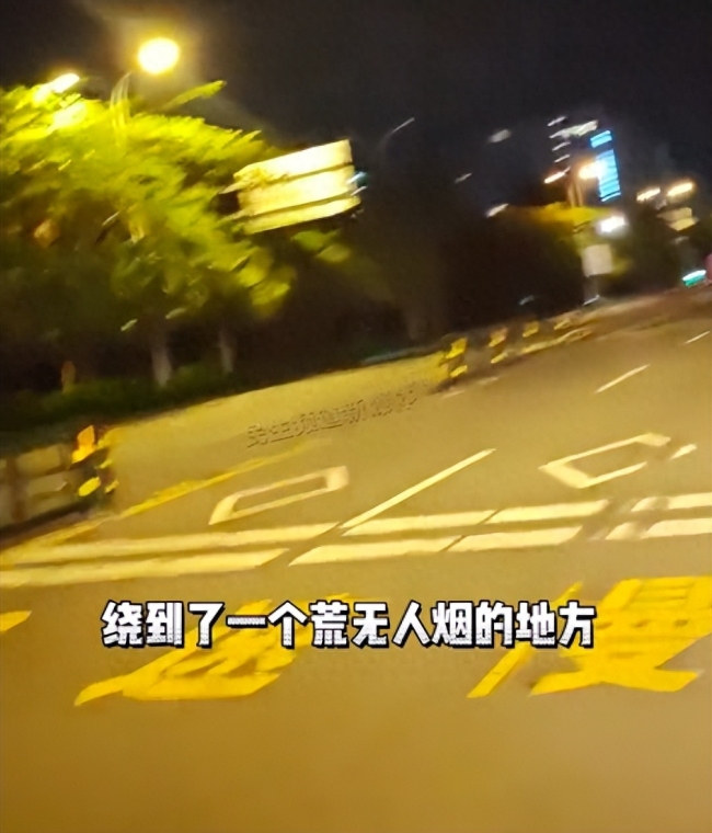 女子晚上在三亚打车，被司机强行绕路带至陌生地段，交通局回应