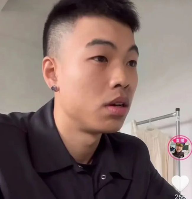 “就凭两句话，能月入8000”，电商直播中的“捧哏”最近火了！真有这样的好工作？