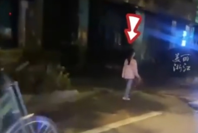 你的外卖超时可能因为小哥在做好事
