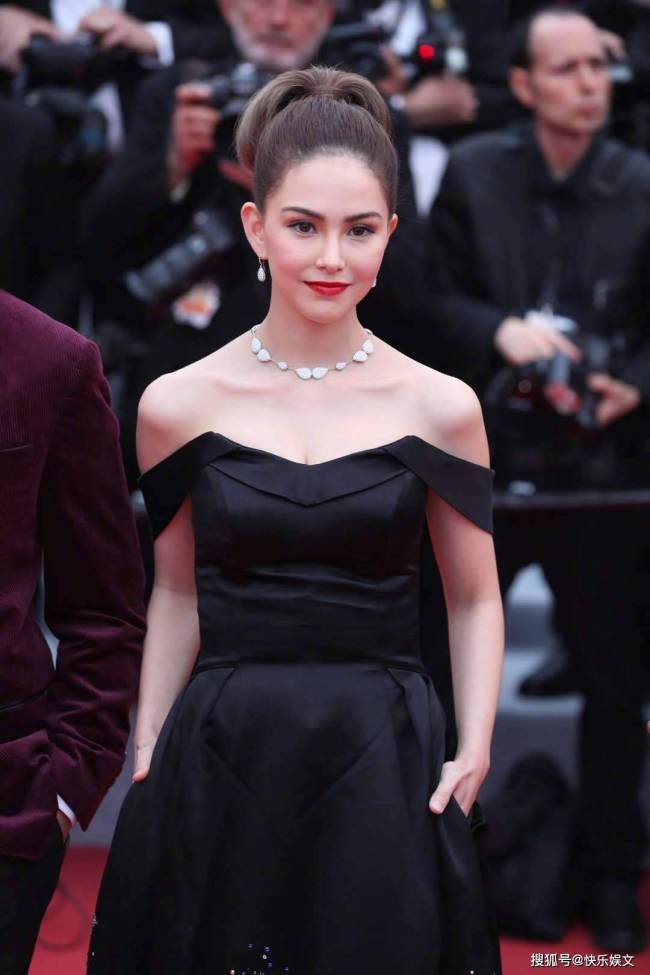 30岁昆凌自曝有严重焦虑，与周杰伦婚后压力大