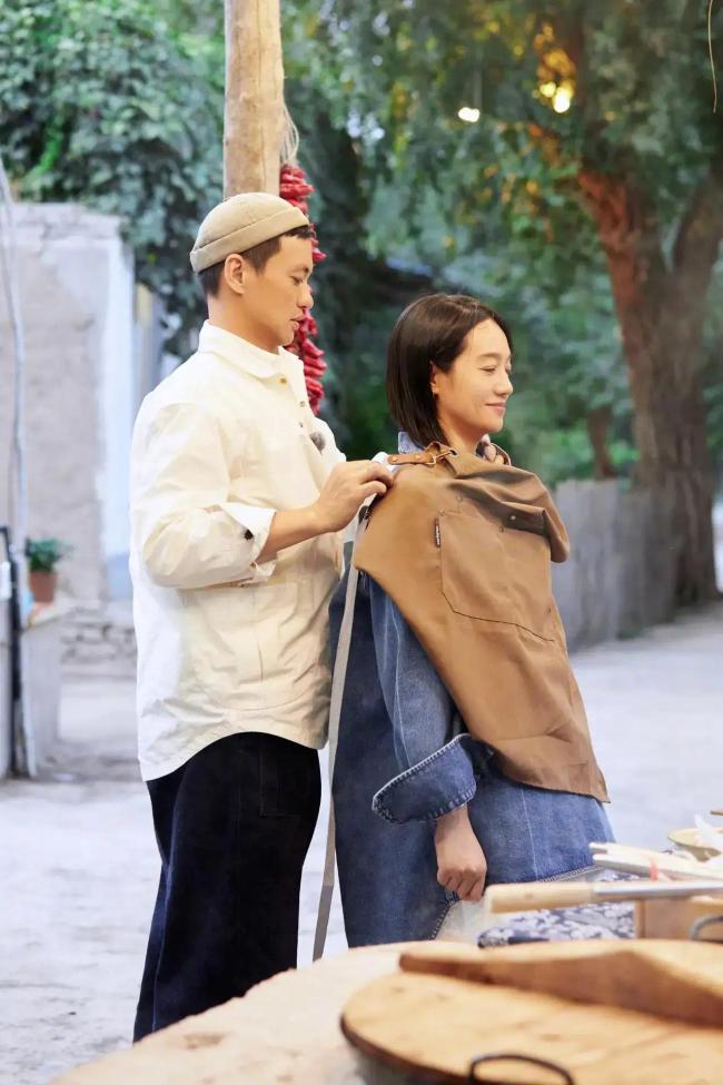 朱丹晒和周一围敦煌旅行照曝光2