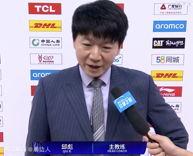 中国篮球闹剧!新疆全队找裁判说理 主帅回应罚球12-36:我见识少 需要去提高自己