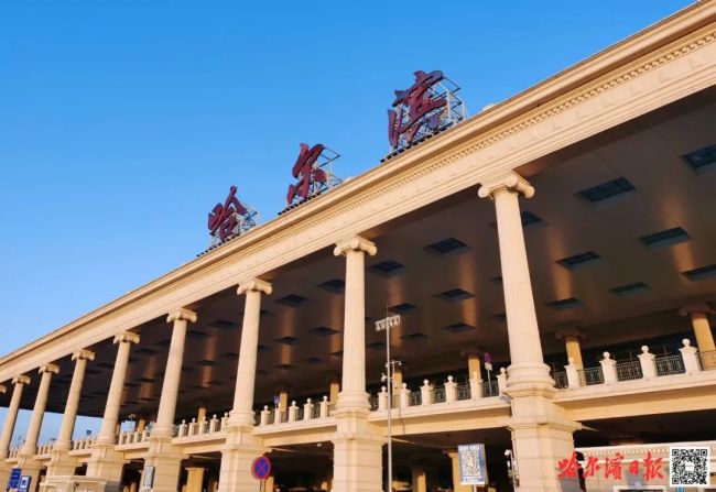 冰雪季旅游客流创新高 哈尔滨机场快闪迎接马铃薯公主