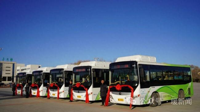 内蒙古一地宣布全民免费乘公交：全区域、无限期免费乘坐