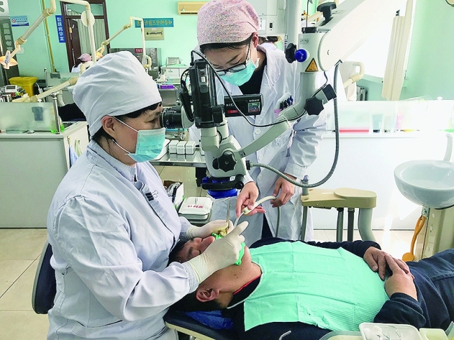 不刷牙会增加全身疾病风险 育龄期女性要重视口腔健康