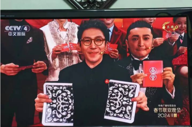 尼格买提复盘魔法失灵穿帮全过程 手里到底剩了两张什么牌？