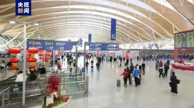 上海机场单日旅客吞吐量创下历年春运最高纪录