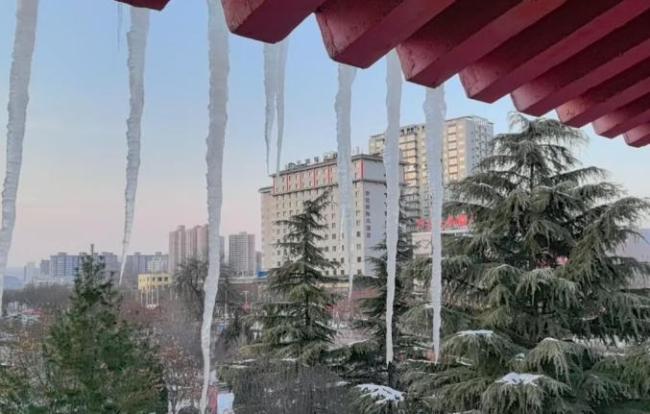 可能致人伤亡！冻雨、大雪过后要注意一件事！