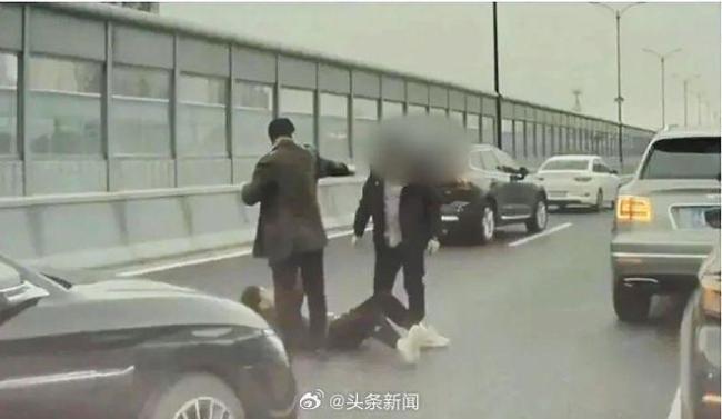 “宾利车主高架施暴”受伤者：顾念对方是亲戚，不便说太多