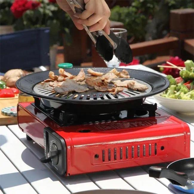 女子就餐时卡式炉爆开眼部被烧伤网友太危险了现在好多饭馆是这种